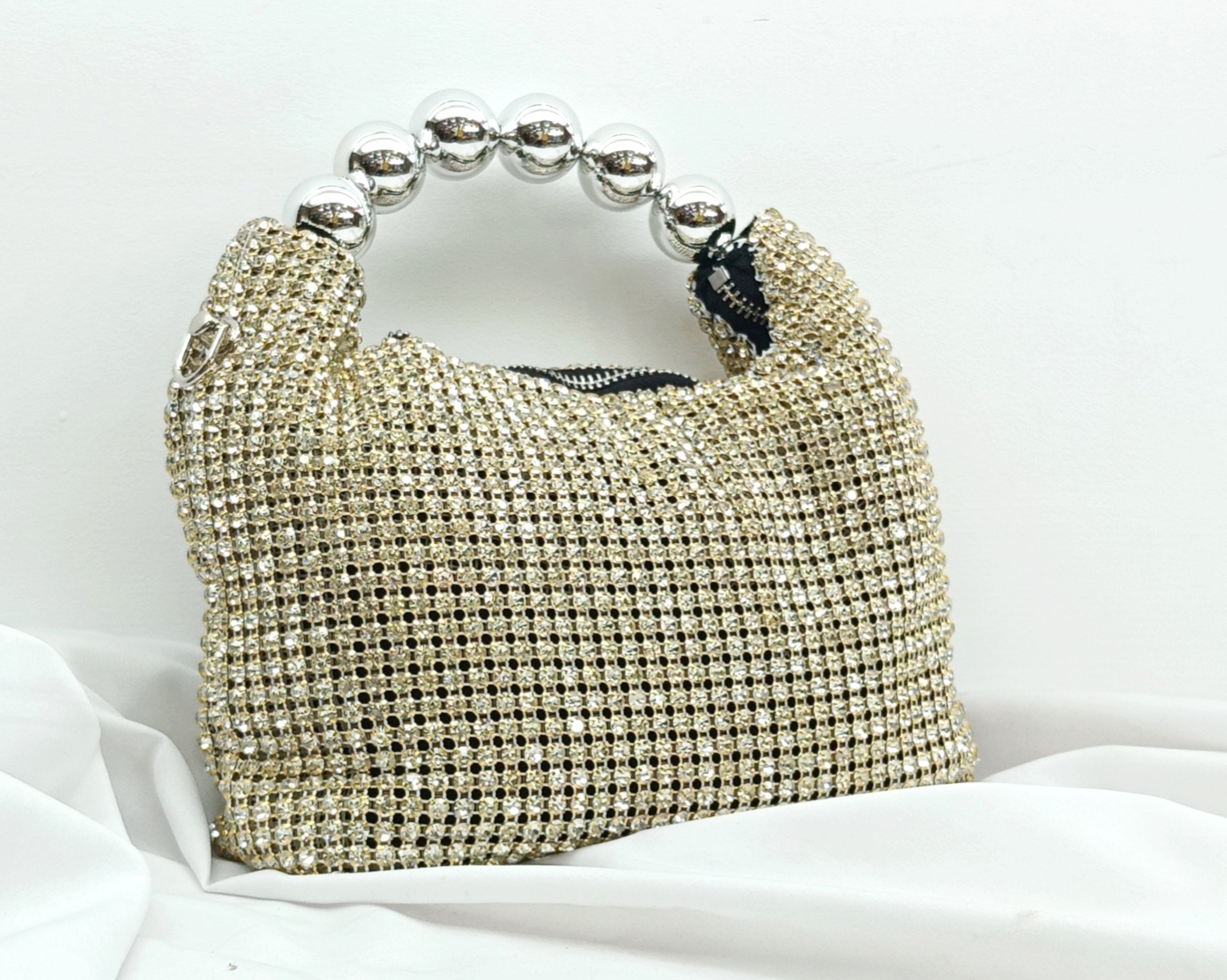 Fashionable purse