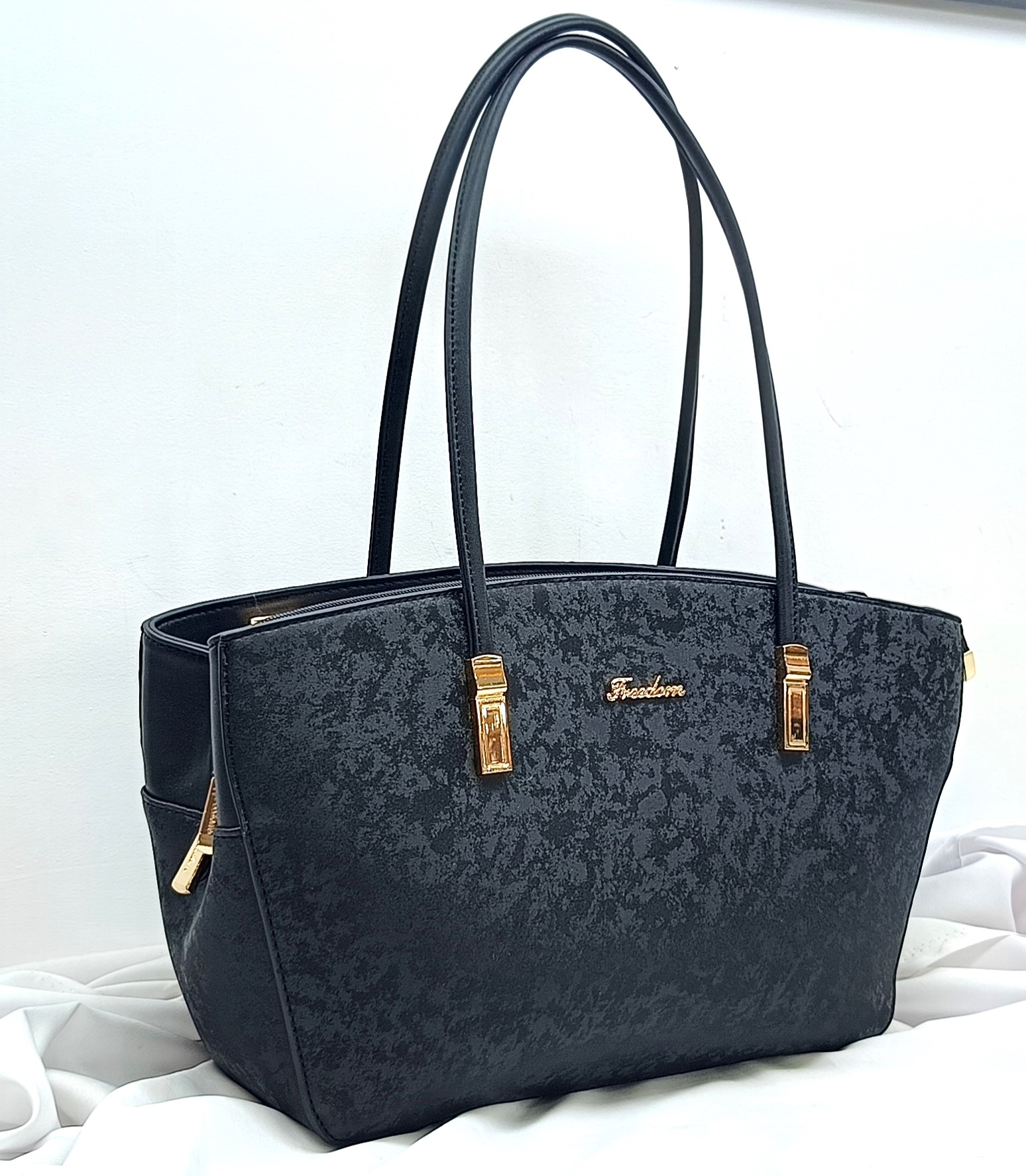 Top rated ladies leather hand bags